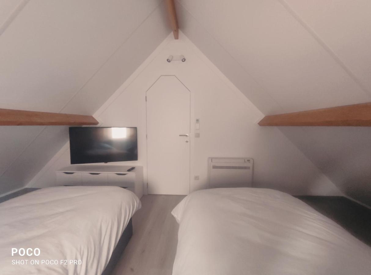 Vakantiewoning Polderhuis 10, Airco En Verwarming In Alle Kamers, Prive Parkeerplaats En Afgesloten Tuin Koksijde Exterior photo