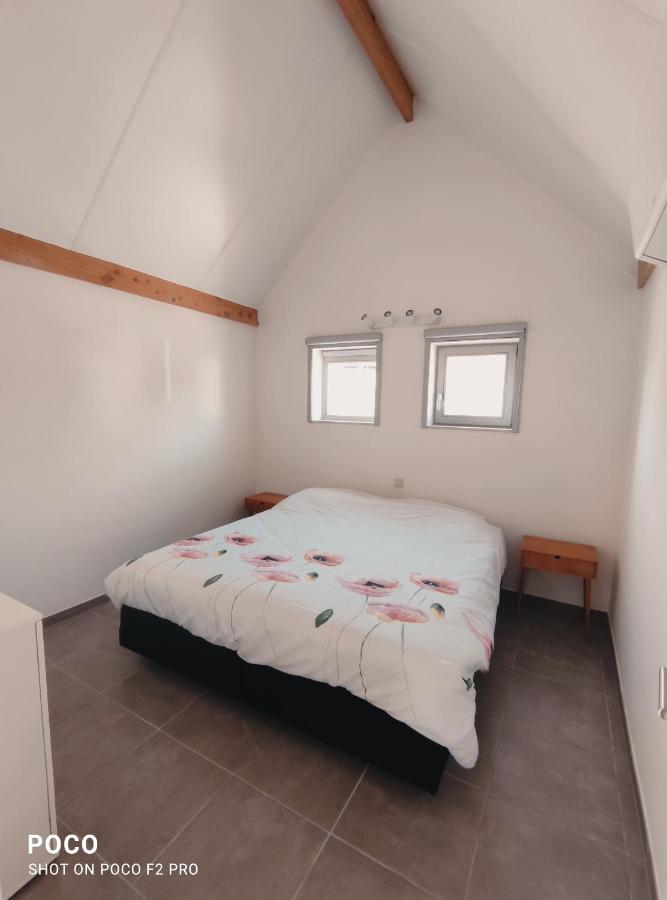Vakantiewoning Polderhuis 10, Airco En Verwarming In Alle Kamers, Prive Parkeerplaats En Afgesloten Tuin Koksijde Exterior photo