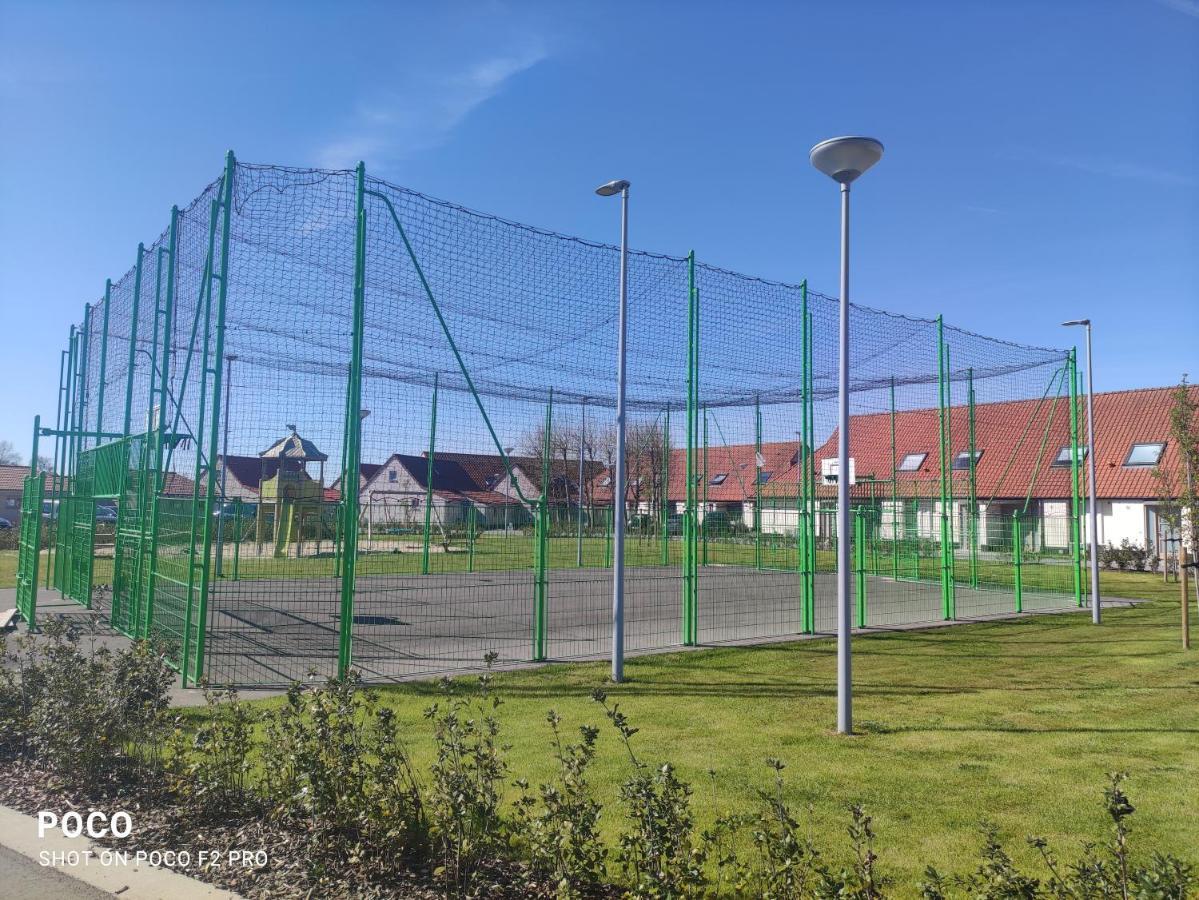 Vakantiewoning Polderhuis 10, Airco En Verwarming In Alle Kamers, Prive Parkeerplaats En Afgesloten Tuin Koksijde Exterior photo