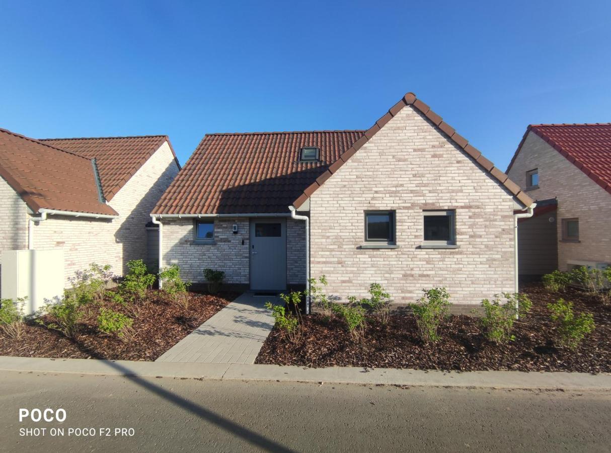 Vakantiewoning Polderhuis 10, Airco En Verwarming In Alle Kamers, Prive Parkeerplaats En Afgesloten Tuin Koksijde Exterior photo