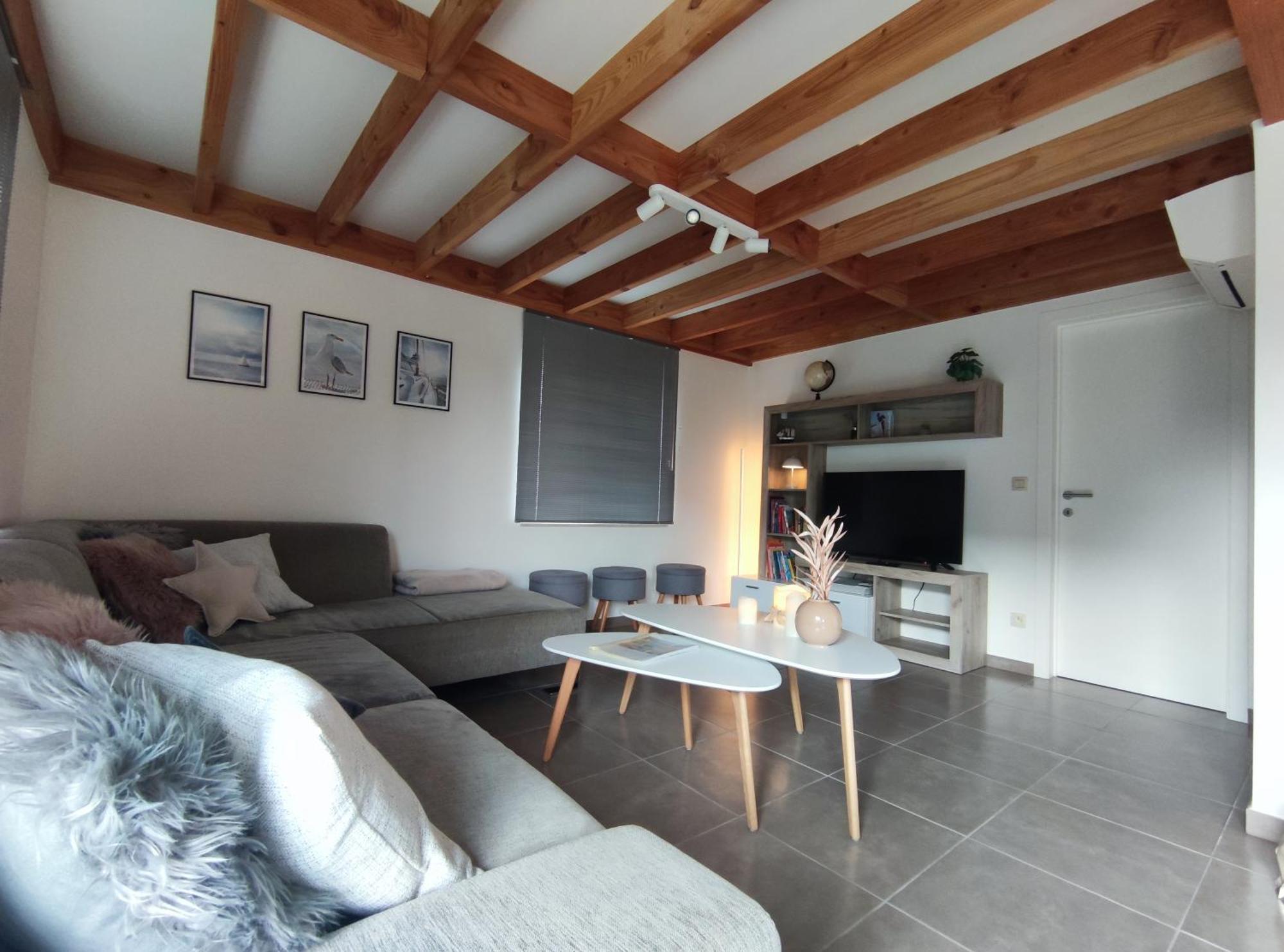 Vakantiewoning Polderhuis 10, Airco En Verwarming In Alle Kamers, Prive Parkeerplaats En Afgesloten Tuin Koksijde Exterior photo